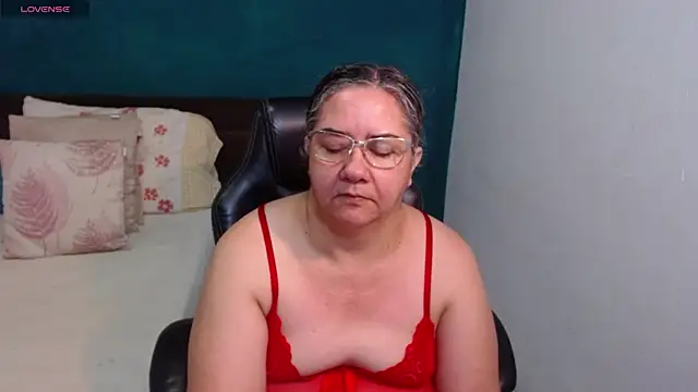 scaelettdubois online show from 14, 6, 2026