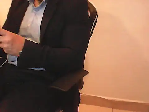 Snapshot of Kalel17073 chatting on 28, 7, 2026 Kalel17073 online show from 28, 7, 2026