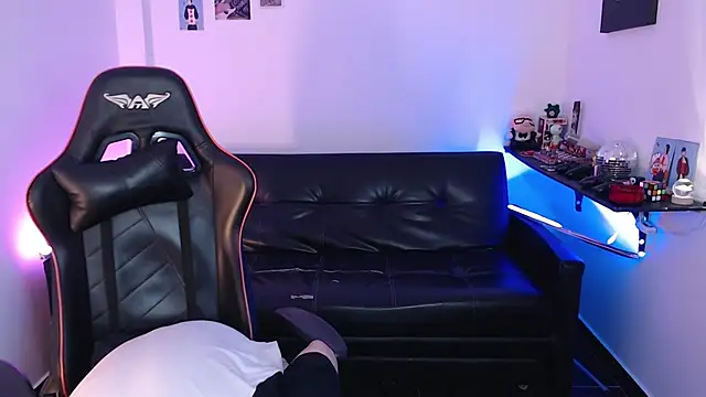 malik harrison   online show from 16, 12, 2024