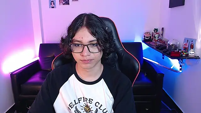 malik harrison   online show from 16, 12, 2024