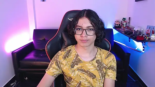 malik harrison   online show from 17, 12, 2024