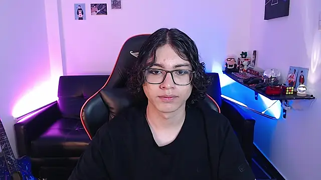 malik harrison   online show from 23, 12, 2024