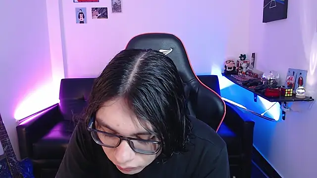 malik harrison   online show from 24, 12, 2024