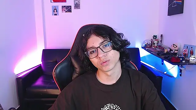 malik harrison   online show from 1, 1, 2025