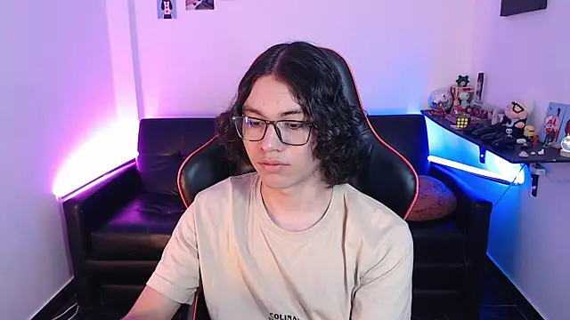 malik harrison   online show from 3, 2, 2025