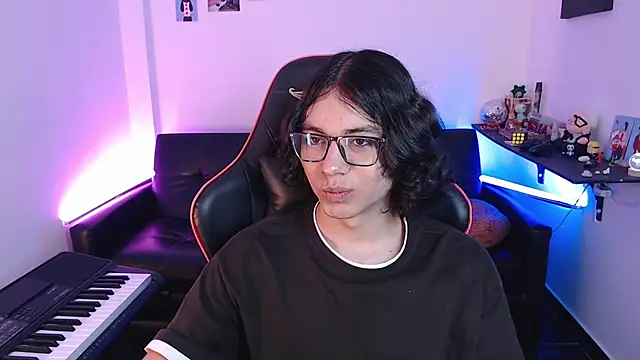 malik harrison   online show from 4, 2, 2025