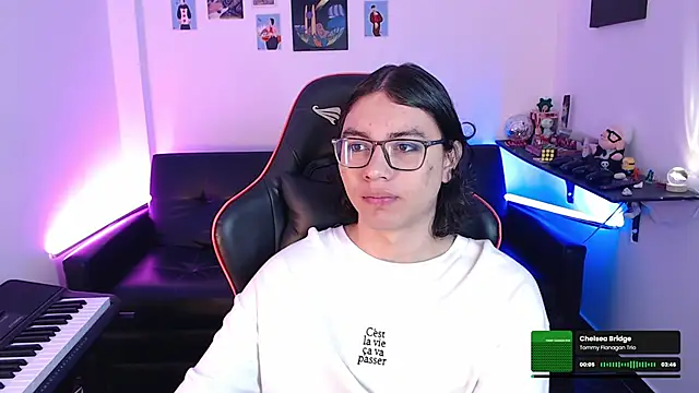 malik harrison   online show from 8, 2, 2025