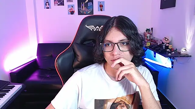 malik harrison   online show from 10, 2, 2025