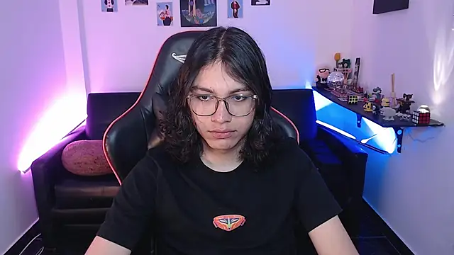 malik harrison   online show from 17, 10, 2025