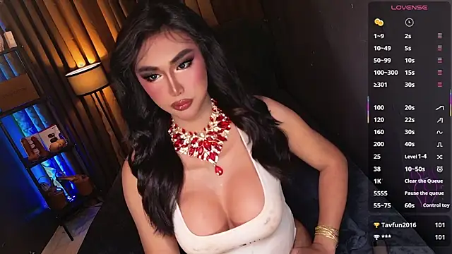 Snapshot of SexGoddess_Celine chatting on 23, 10, 2025 SexGoddess Celine online show from 23, 10, 2025