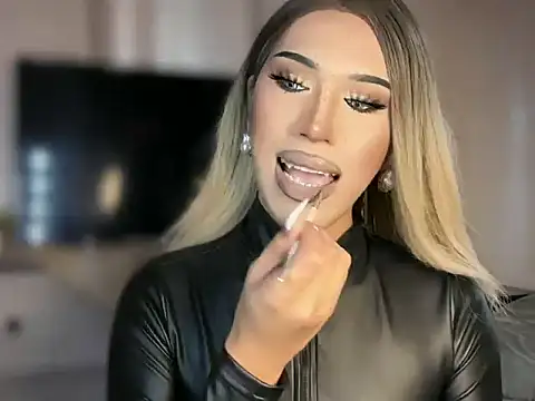 Ts glamxxxx online show from 10, 3, 2026