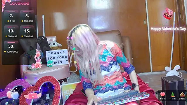 Skinygirl online show from 3, 12, 2024