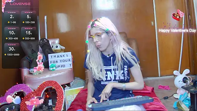 Skinygirl online show from 5, 12, 2024