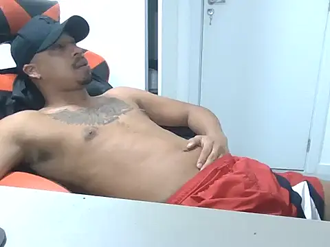 Juninho10c online show from 12, 11, 2025