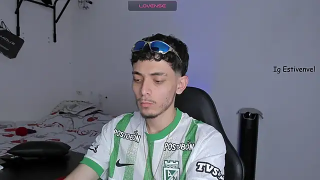 steve latin online show from 26, 10, 2025