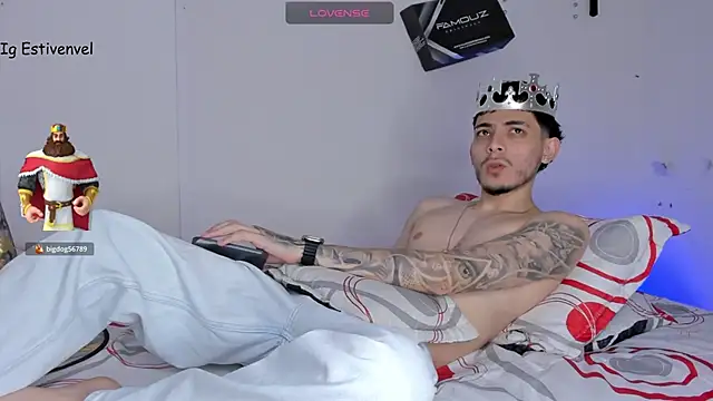 steve latin online show from 30, 10, 2025