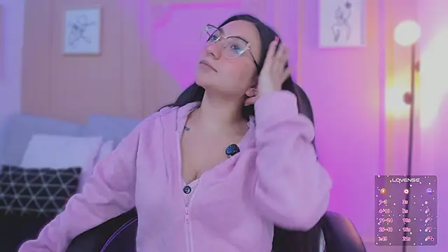 lucy neil online show from 20, 2, 2026