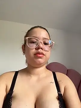 Lucyklein2022 online show from 27, 3, 2026