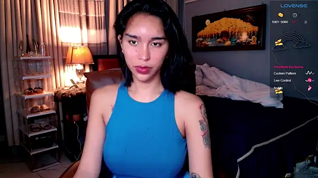 Hail Ur QueenJasmine online show from 30, 1, 2025