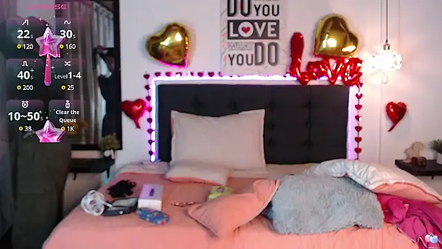 Snapshot of vaness_weet chatting on 8, 2, 2025 vaness weet online show from 8, 2, 2025