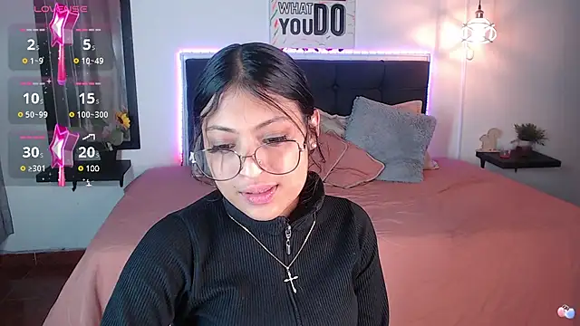 Snapshot of vaness_weet chatting on 22, 3, 2025 vaness weet online show from 22, 3, 2025