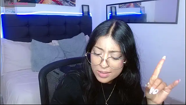 Snapshot of vaness_weet chatting on 26, 11, 2025 vaness weet online show from 26, 11, 2025