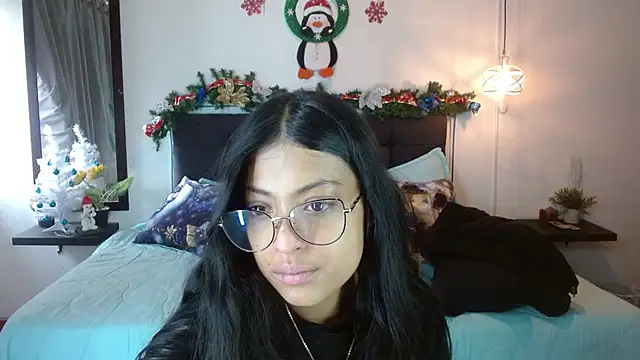 Snapshot of vaness_weet chatting on 30, 11, 2025 vaness weet online show from 30, 11, 2025