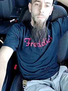 Snapshot of JohnnyFaster chatting on 5, 10, 2025 JohnnyFaster online show from 5, 10, 2025