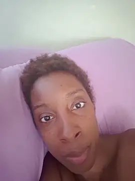 Snapshot of SweetAssMars chatting on 5, 10, 2025 SweetAssMars online show from 5, 10, 2025