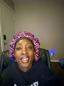 Snapshot of SweetAssMars chatting on 28, 11, 2025 SweetAssMars online show from 28, 11, 2025