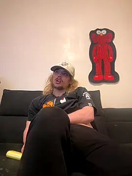 trippyski online show from 8, 12, 2024