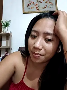 LOVENAYRA1 online show from 5, 3, 2026