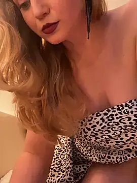 Snapshot of Lady__Maria chatting on 2, 2, 2025 Lady Maria online show from 2, 2, 2025