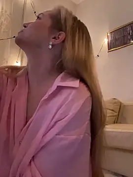 Snapshot of Lady__Maria chatting on 15, 10, 2025 Lady Maria online show from 15, 10, 2025