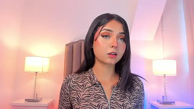 Snapshot of Emma_Torres__ chatting on 16, 1, 2025 Emma Torres   online show from 16, 1, 2025