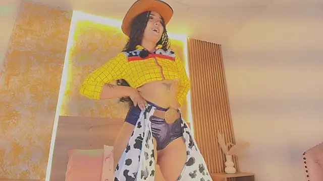 Snapshot of Emma_Torres__ chatting on 21, 9, 2025 Emma Torres   online show from 21, 9, 2025