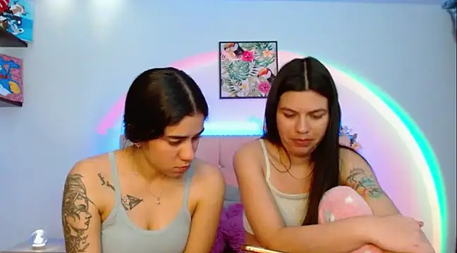 Layla Rachel online show from 25, 1, 2025