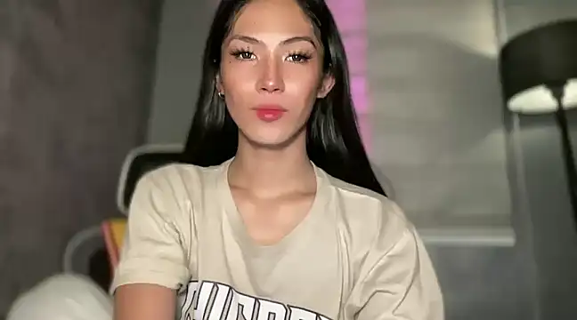 Bella Gordon online show from 14, 12, 2024