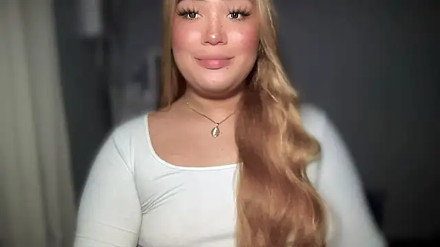 Snapshot of MissCataleyaxxx chatting on 21, 9, 2025 MissCataleyaxxx online show from 21, 9, 2025