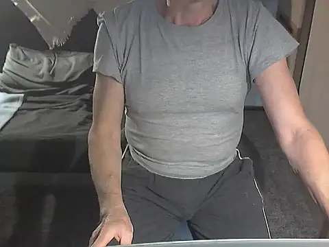 Snapshot of kiam471 chatting on 23, 12, 2024 kiam471 online show from 23, 12, 2024