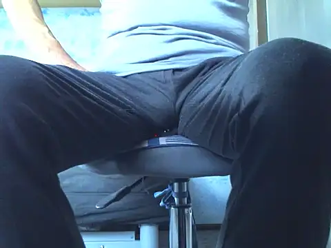 Snapshot of kiam471 chatting on 15, 9, 2025 kiam471 online show from 15, 9, 2025