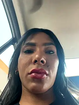 Snapshot of Doll_Loren chatting on 16, 12, 2025 Doll Loren online show from 16, 12, 2025