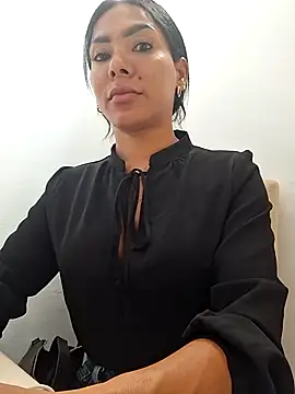 Doll Loren online show from 18, 2, 2026