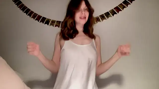 Nikki Mimimi online show from 11, 1, 2025