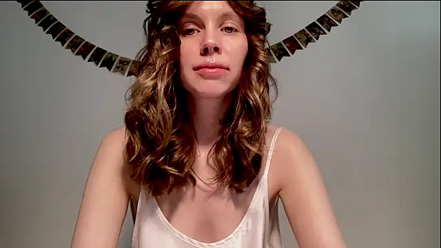 Nikki Mimimi online show from 6, 2, 2025