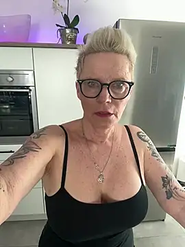 German Milf online show from 19, 3, 2025