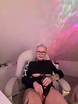 Snapshot of German_Milf chatting on 9, 3, 2026 German Milf online show from 9, 3, 2026