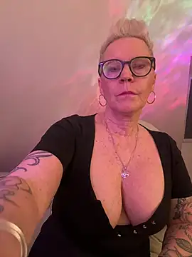 Snapshot of German_Milf chatting on 17, 3, 2026 German Milf online show from 17, 3, 2026