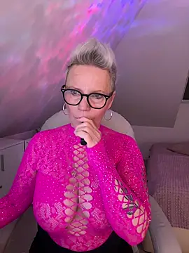Snapshot of German_Milf chatting on 21, 4, 2026 German Milf online show from 21, 4, 2026