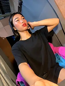 Snapshot of ToKeNa chatting on 27, 9, 2025 ToKeNa online show from 27, 9, 2025